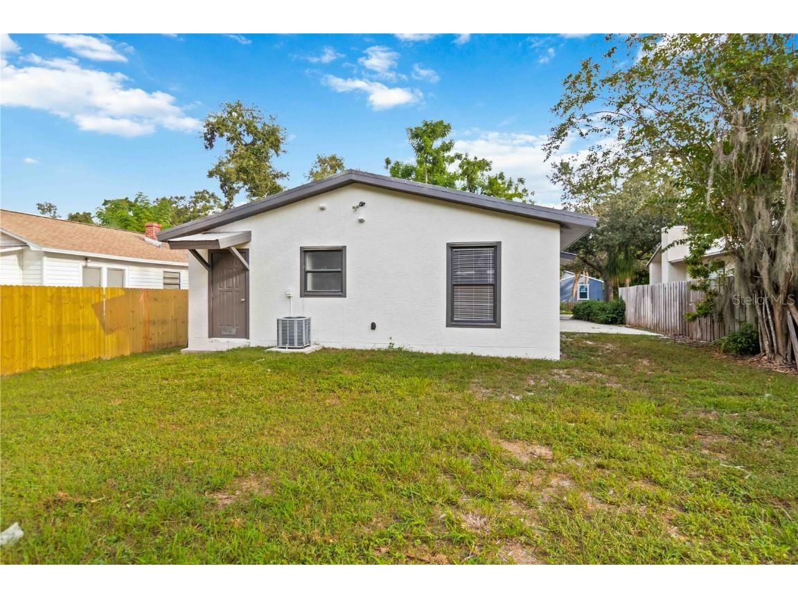 1368 21st Street Sarasota FL 34234 A4666082 image33