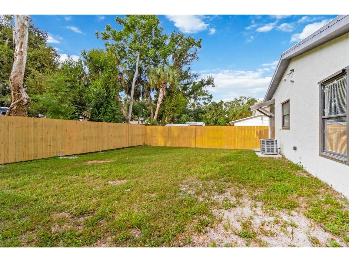 1368 21st Street Sarasota FL 34234 A4666082 image34