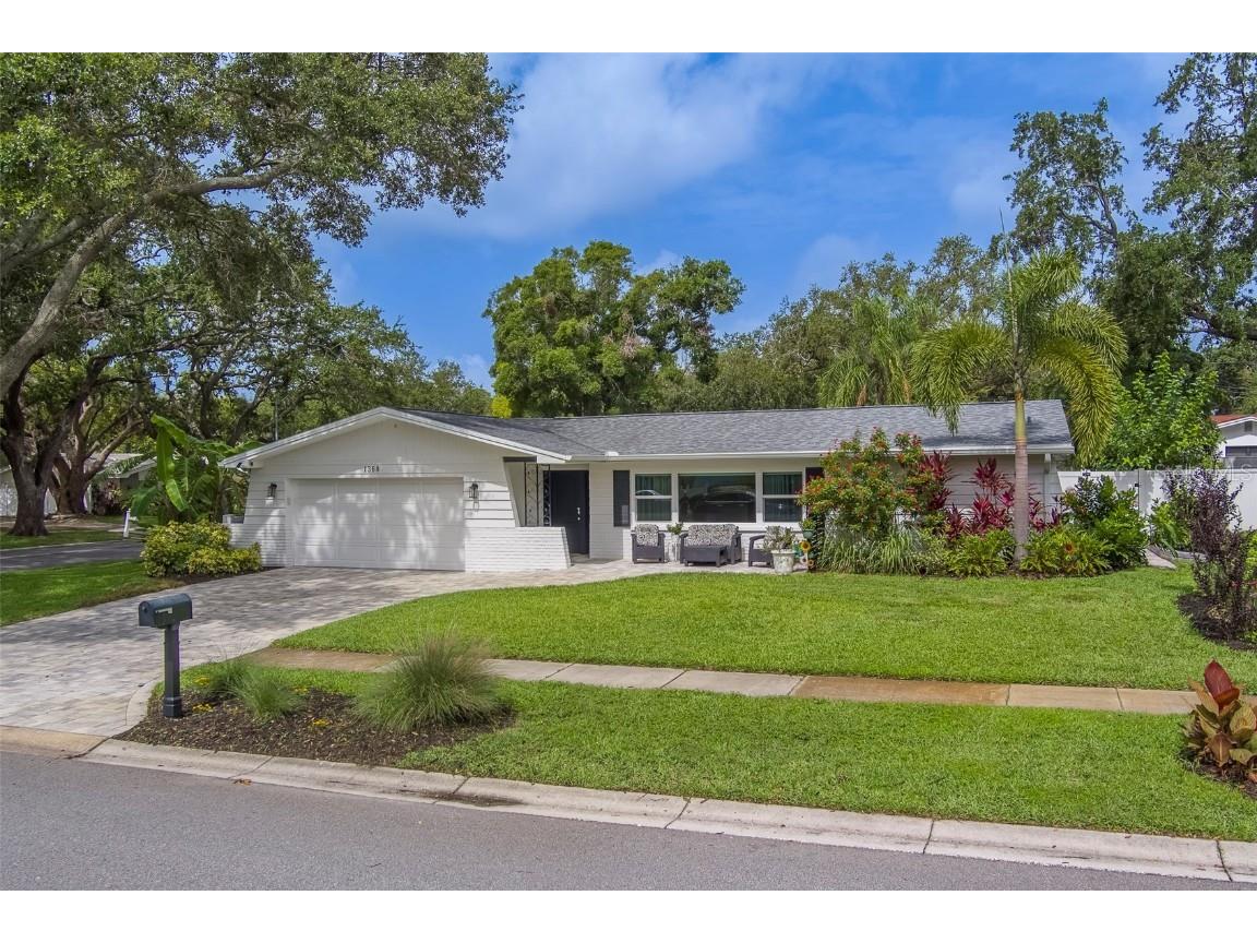 1368 Whispering Pines Drive Clearwater FL 33764 TB8393703 image1