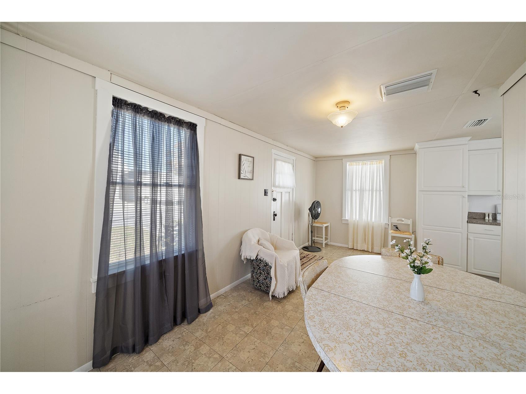 1369 Kruppa Avenue Sarasota FL 34239 A4676685 image17