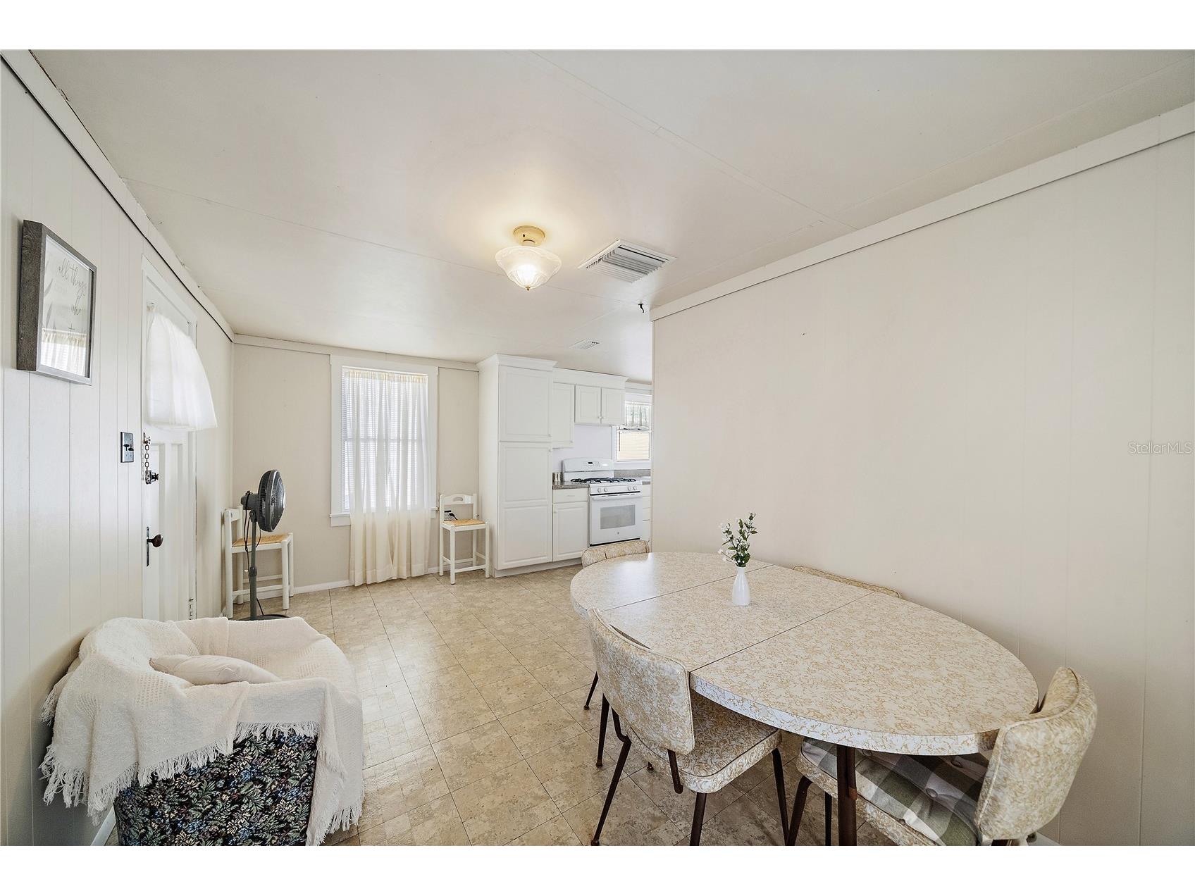 1369 Kruppa Avenue Sarasota FL 34239 A4676685 image18