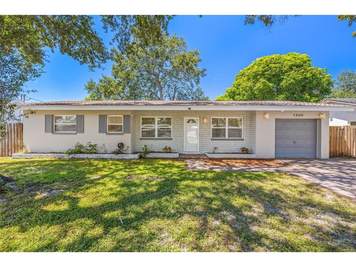1369 Regina Drive W Largo FL 33770 U8213820 image1