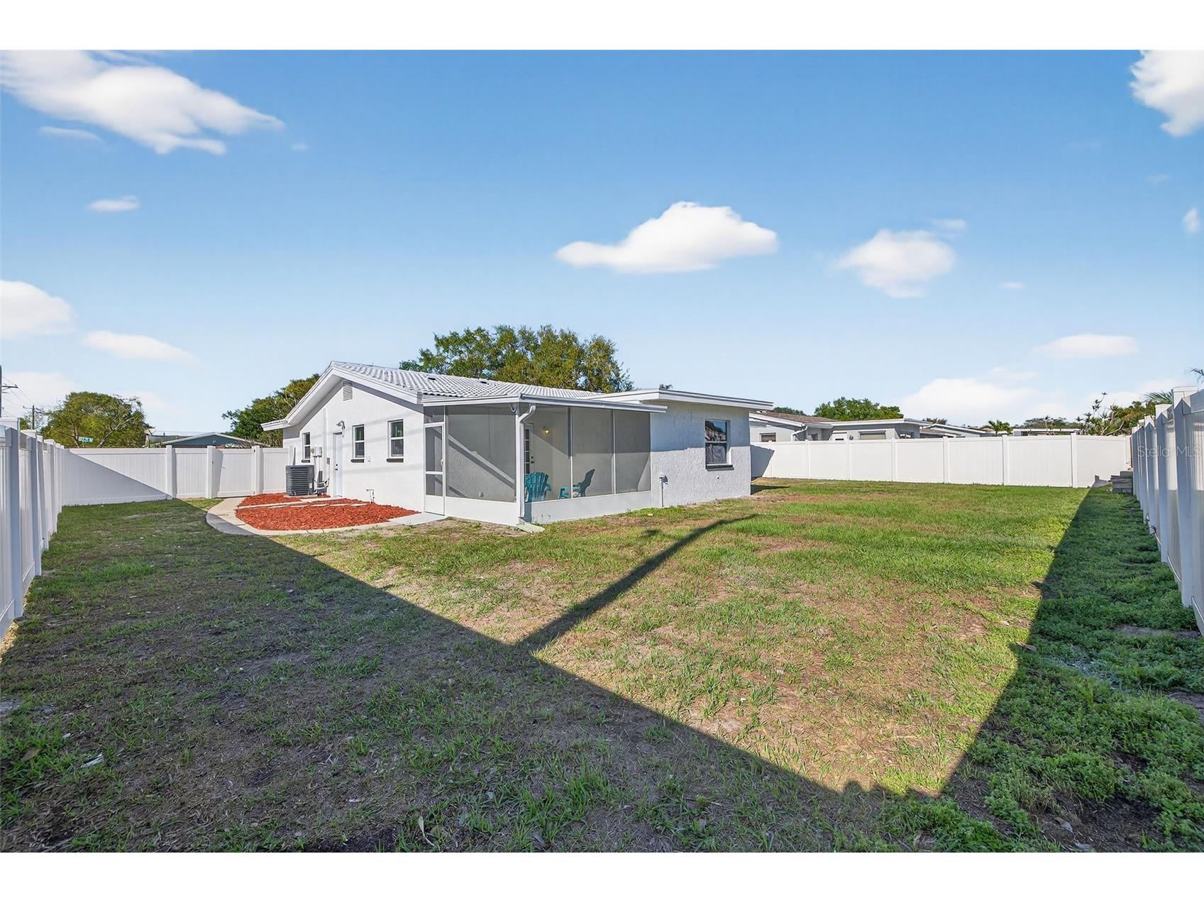 13690 87th Place N Seminole FL 33776 TB8485502 image22