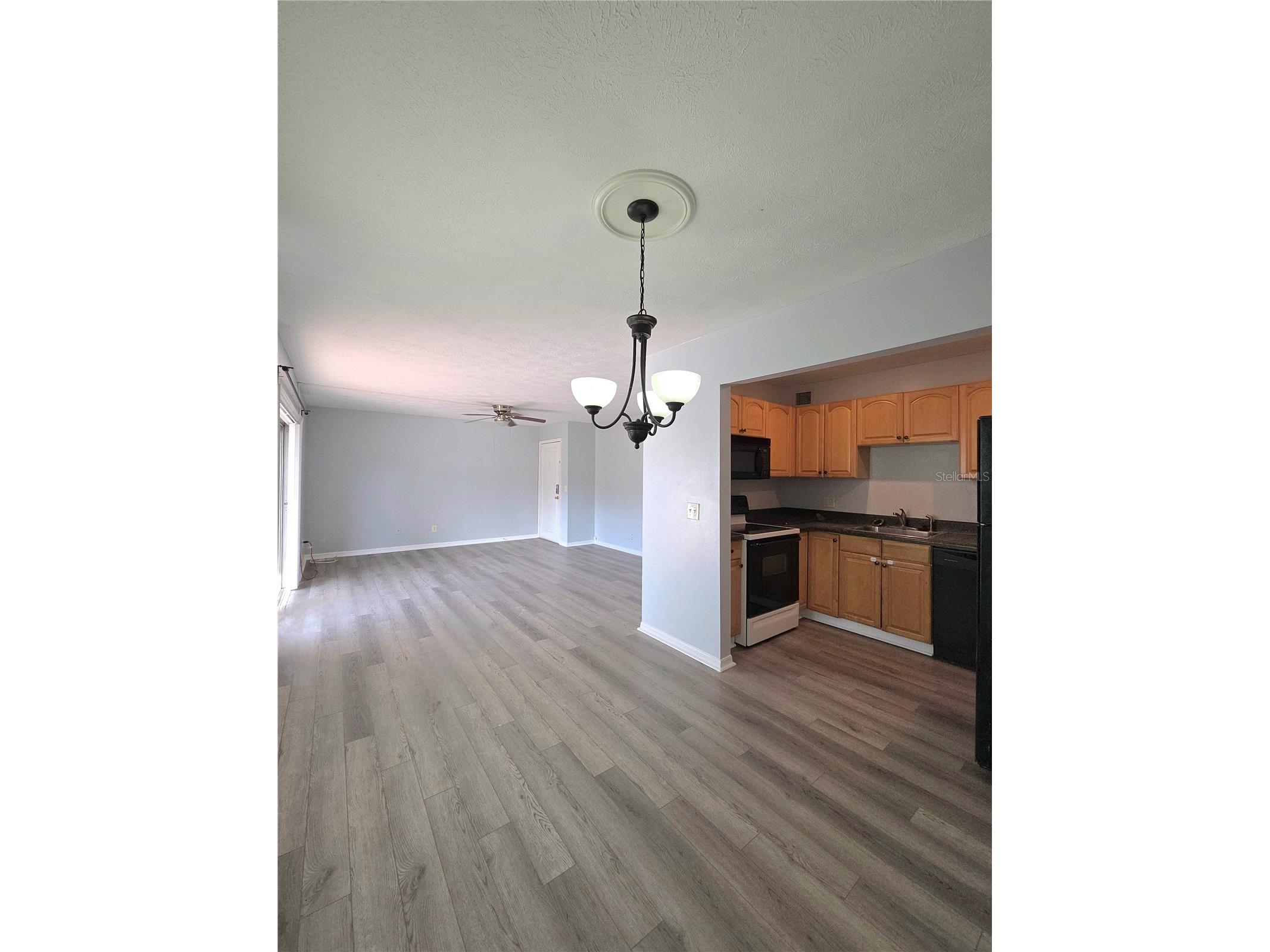 13690 Orange Sunset Drive #102 Tampa FL 33618 - LAKE MAGDALENE TB8465240 image6