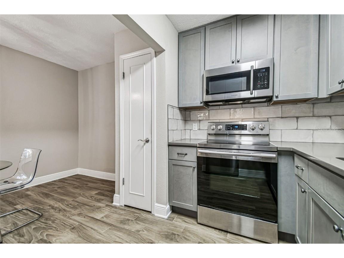 13691 Orange Sunset Drive #201 Tampa FL 33618 TB8456608 image14