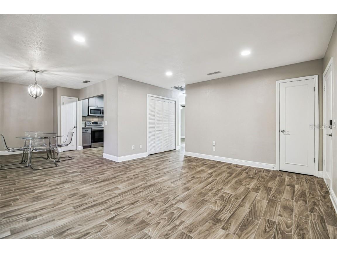 13691 Orange Sunset Drive #201 Tampa FL 33618 TB8456608 image4