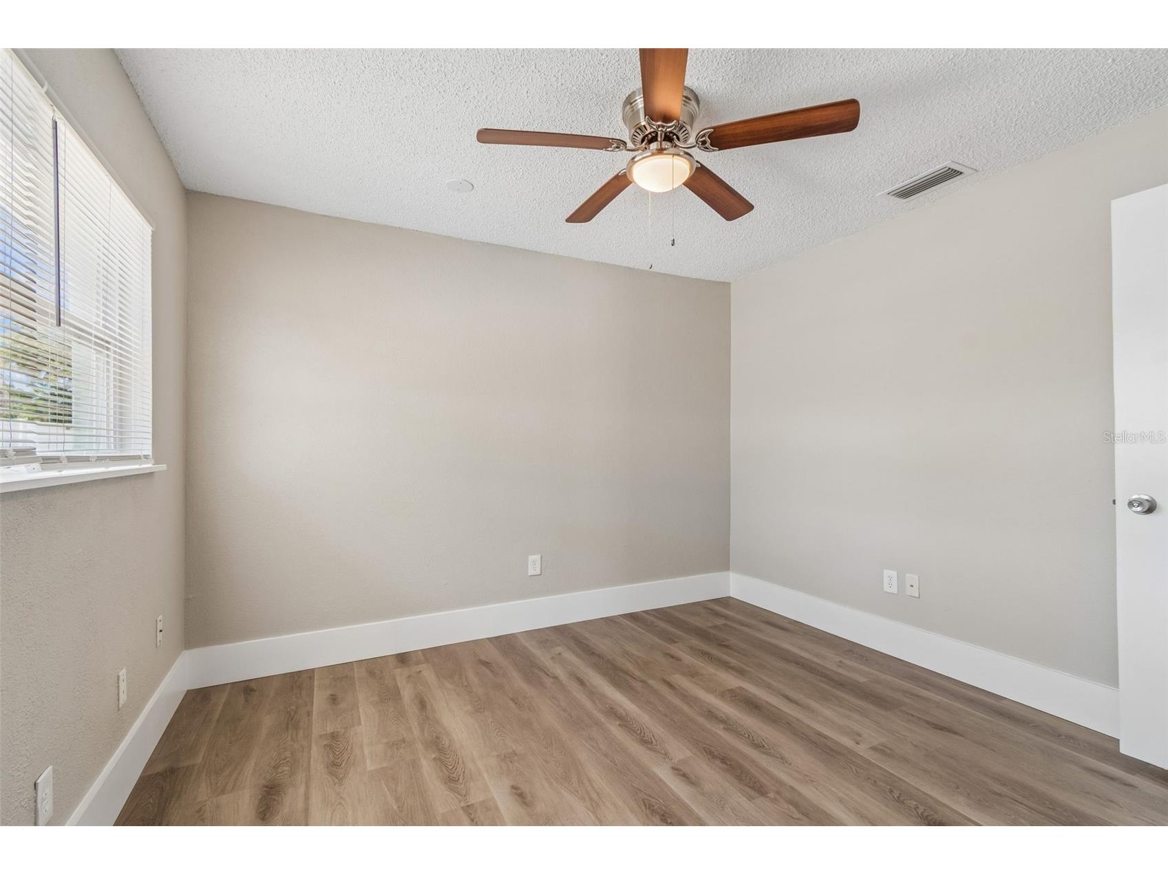 13691 Serena Drive Largo FL 33774 TB8506261 image37