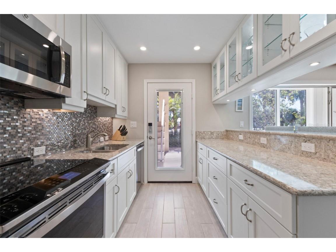 137 Avenida Messina #1 Sarasota FL 34242 A4671658 image11