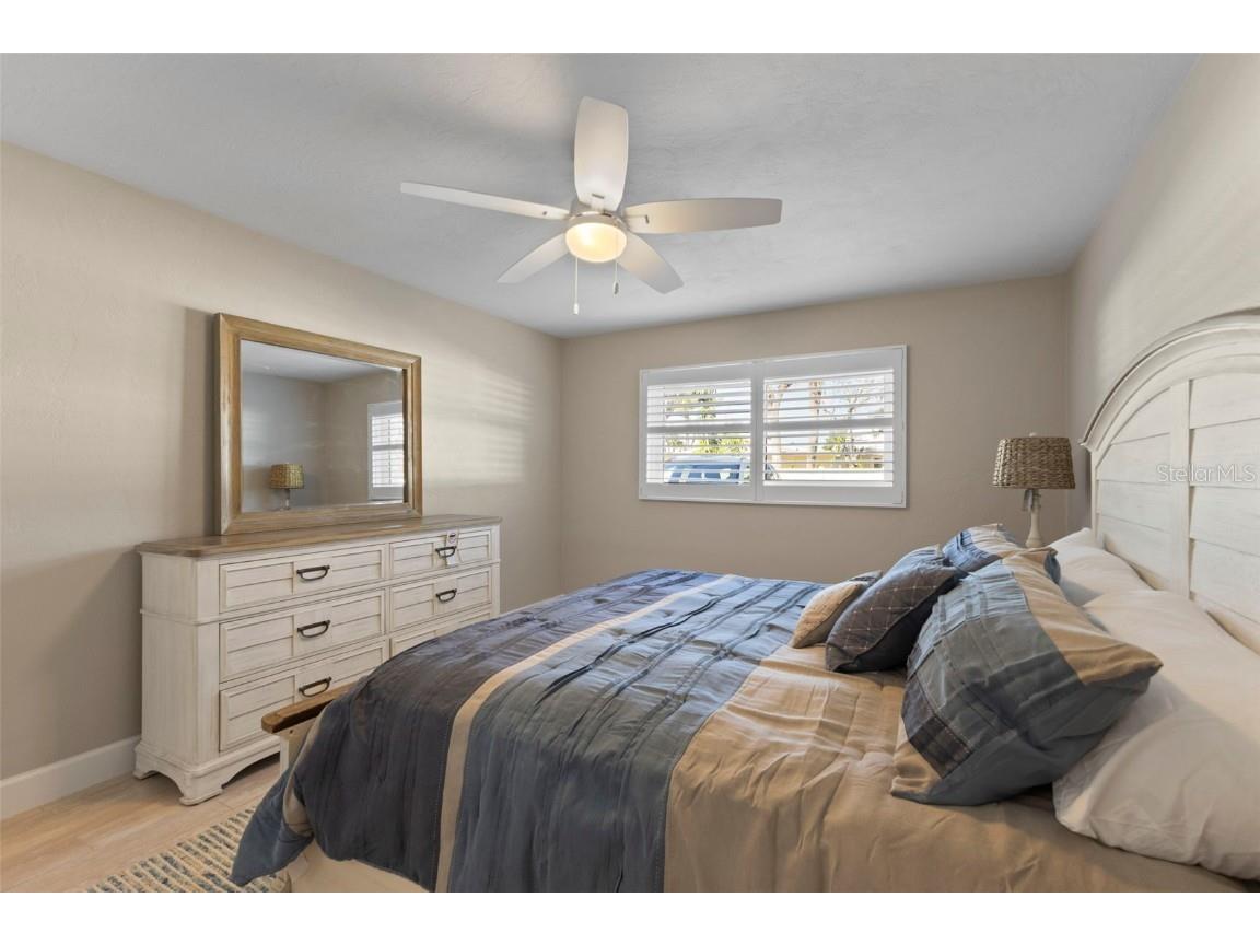 137 Avenida Messina #1 Sarasota FL 34242 A4671658 image15