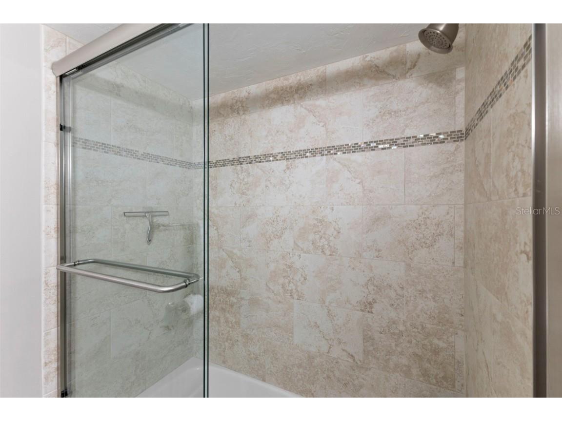 137 Avenida Messina #1 Sarasota FL 34242 A4671658 image19