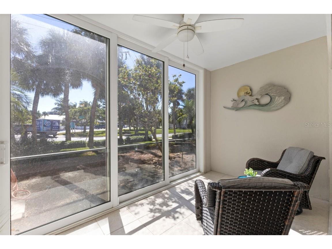 137 Avenida Messina #1 Sarasota FL 34242 A4671658 image24