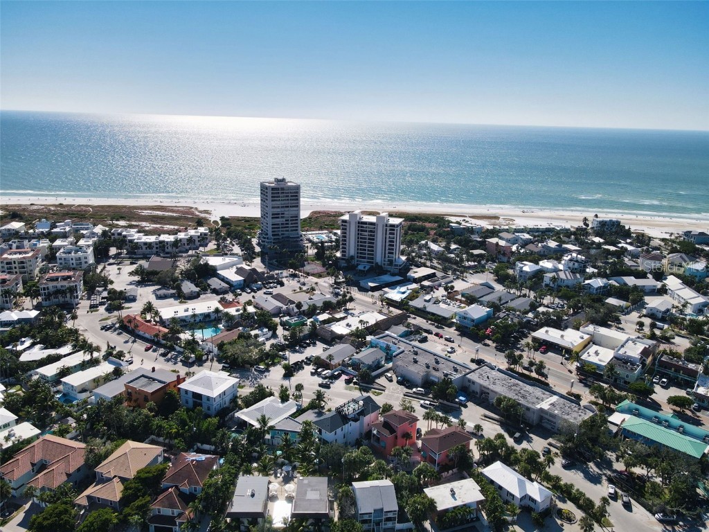 137 Avenida Messina #1 Sarasota FL 34242 A4671658 image32