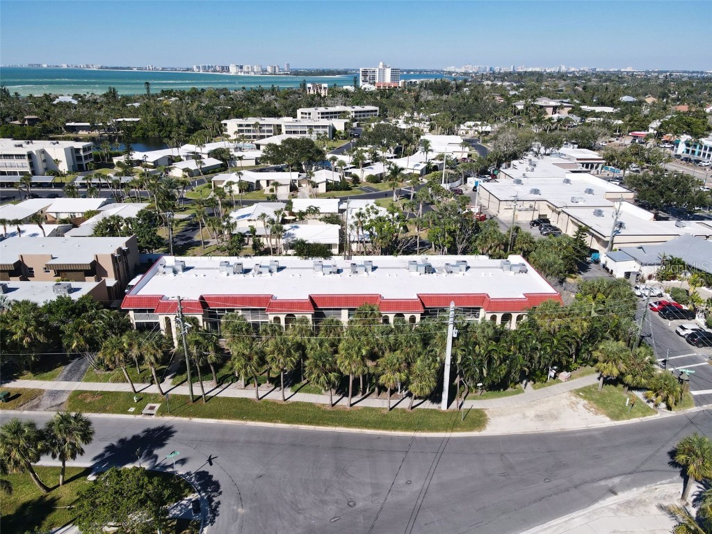 137 Avenida Messina #1 Sarasota FL 34242 A4671658 image36