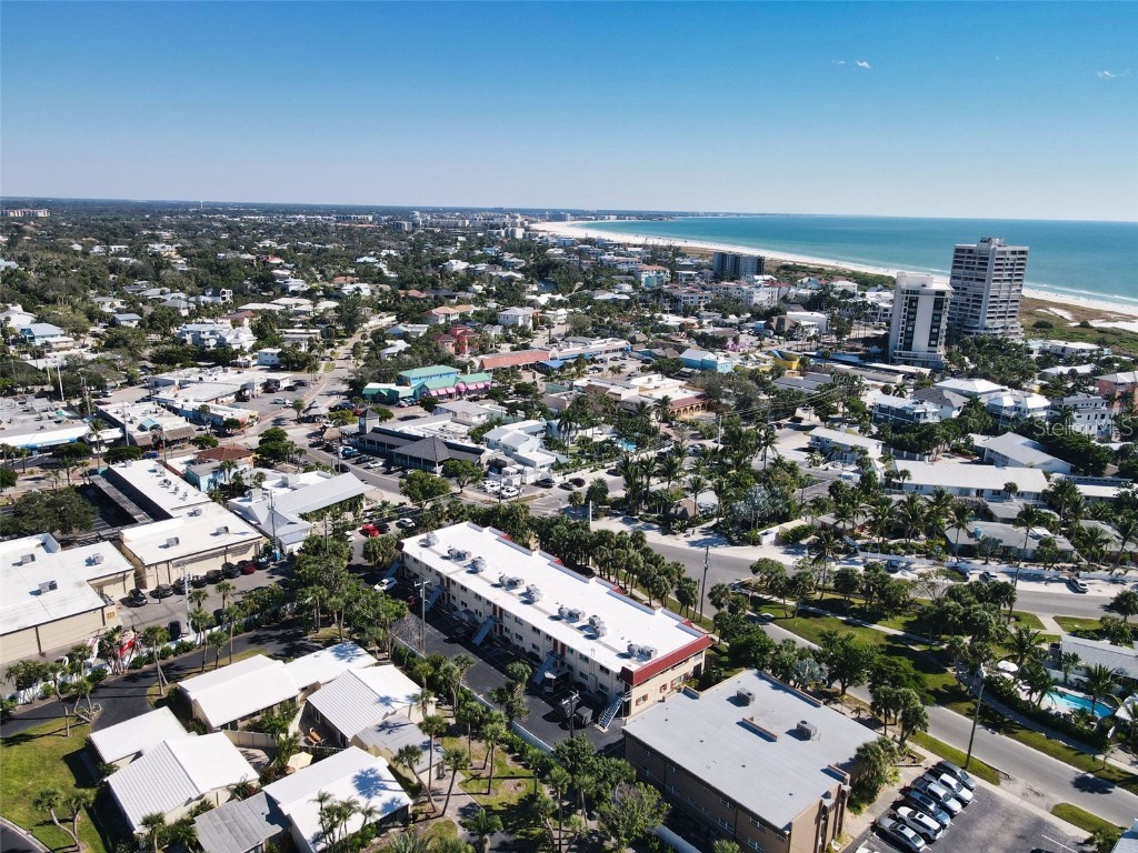 137 Avenida Messina #1 Sarasota FL 34242 A4671658 image41