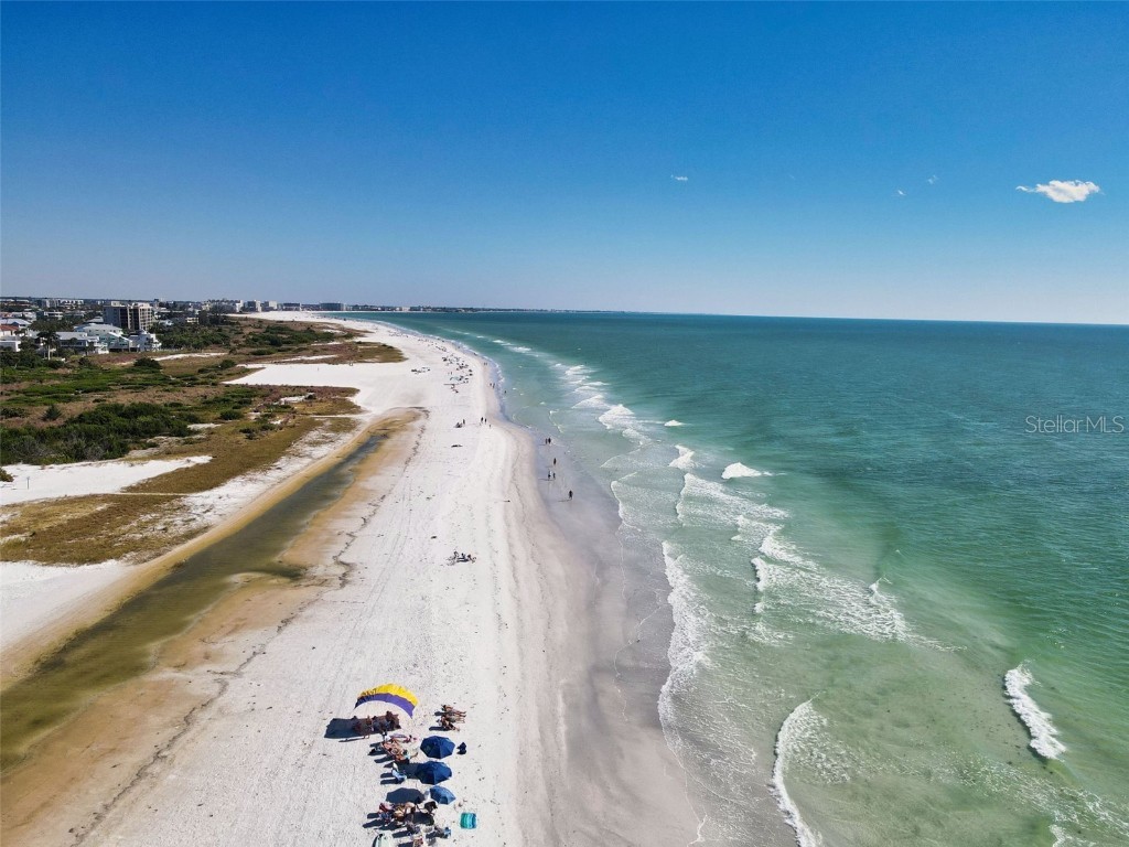 137 Avenida Messina #1 Sarasota FL 34242 A4671658 image45