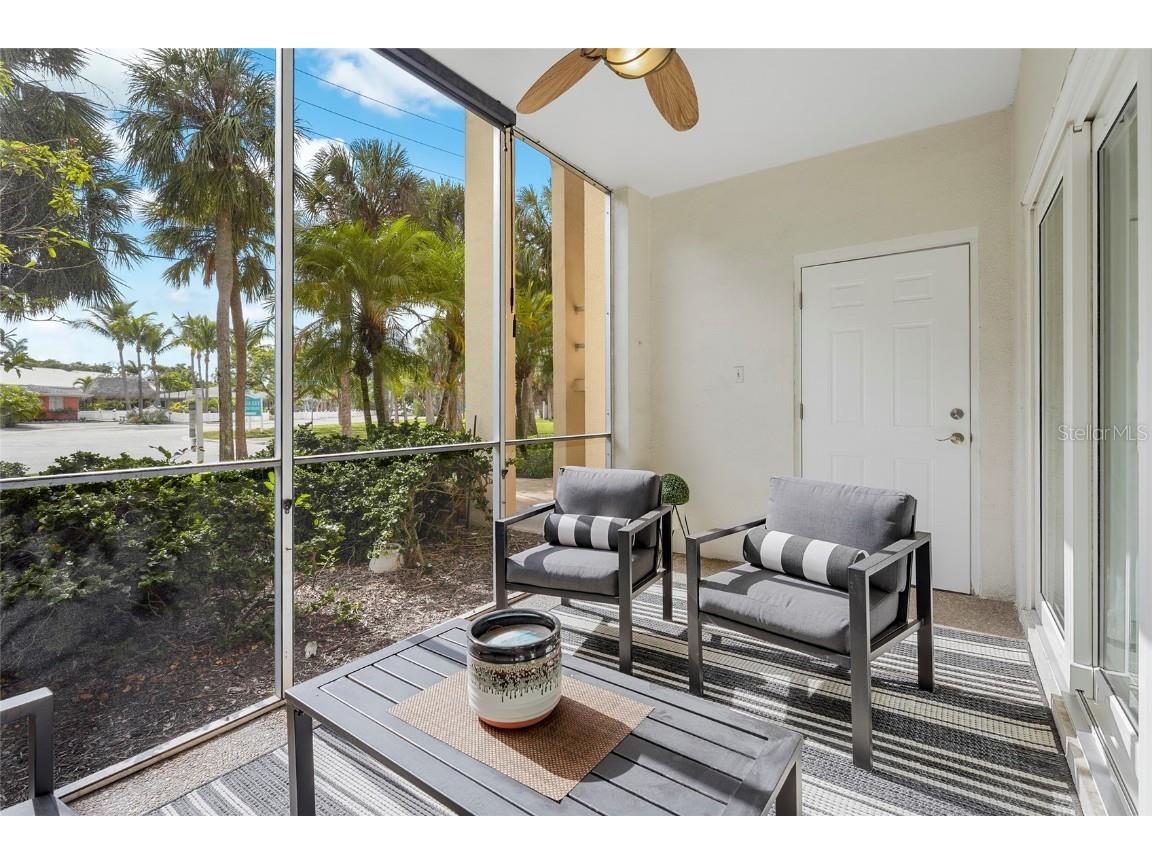 137 Avenida Messina #2 Sarasota FL 34242 A4674529 image10