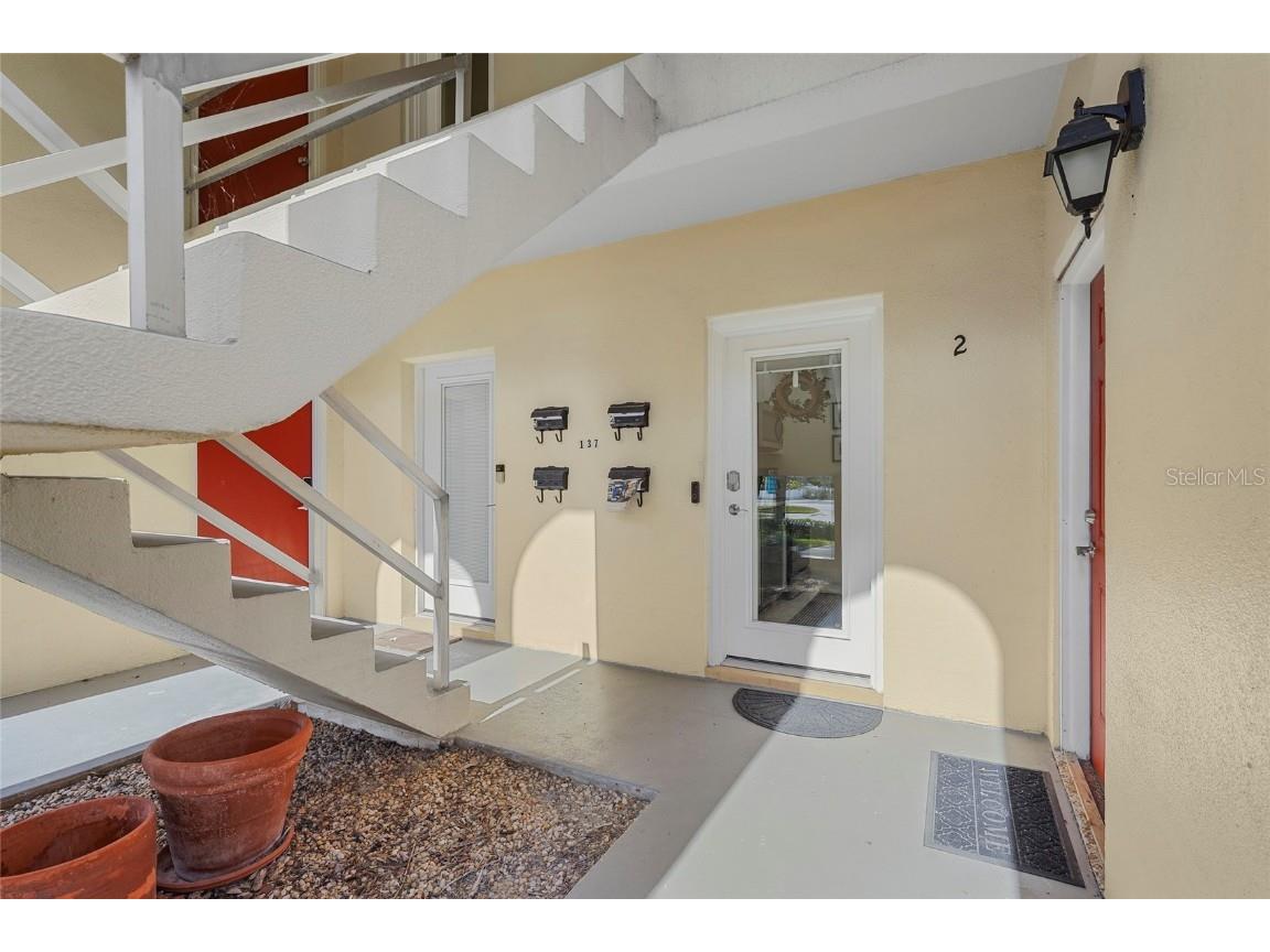 137 Avenida Messina #2 Sarasota FL 34242 A4674529 image15