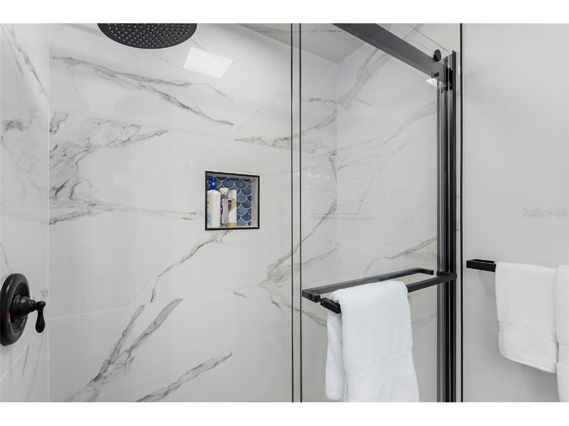 137 Avenida Messina #2 Sarasota FL 34242 A4674529 image34