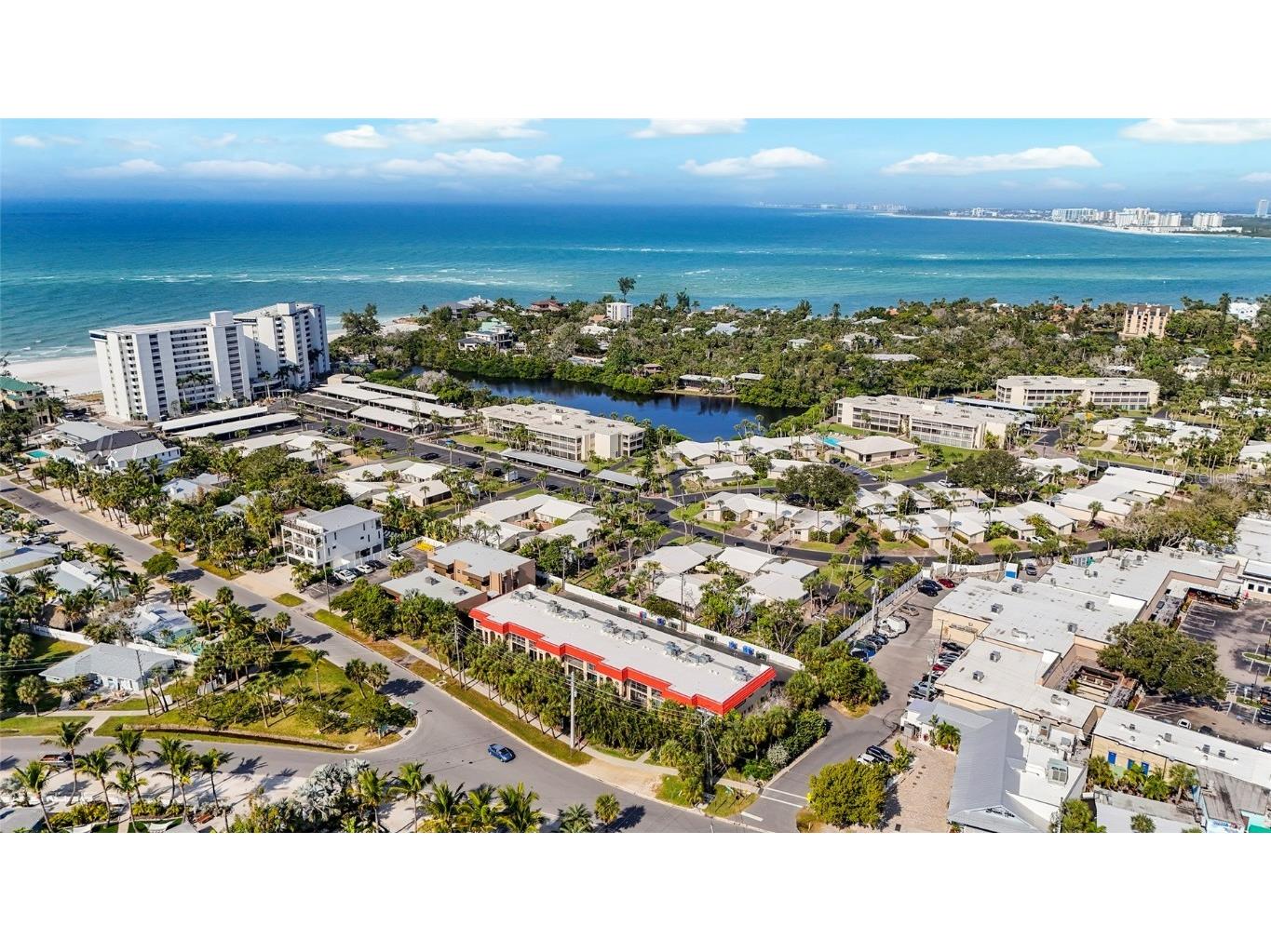 137 Avenida Messina #2 Sarasota FL 34242 A4674529 image41