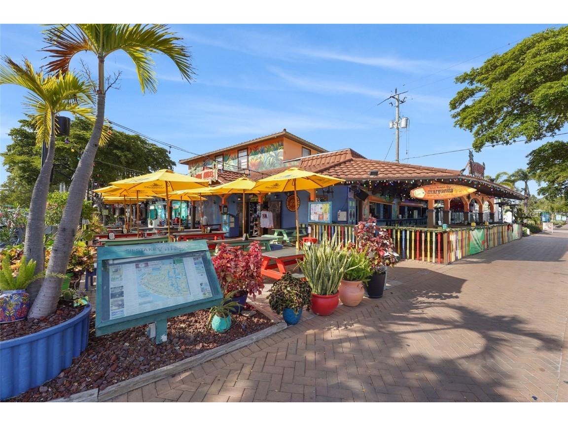 137 Avenida Messina #2 Sarasota FL 34242 A4674529 image54