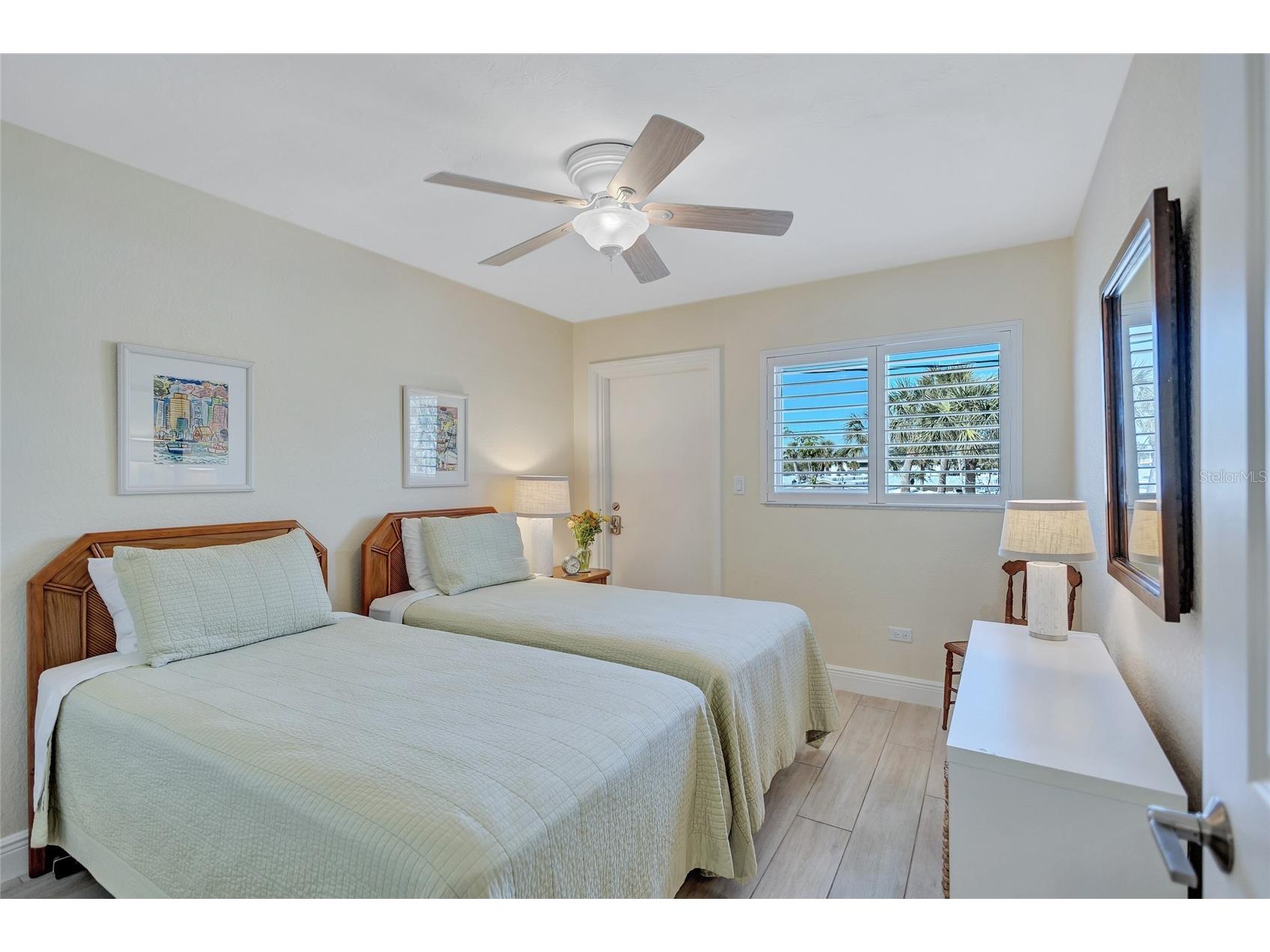 137 Avenida Messina #3 Sarasota FL 34242 A4680216 image24