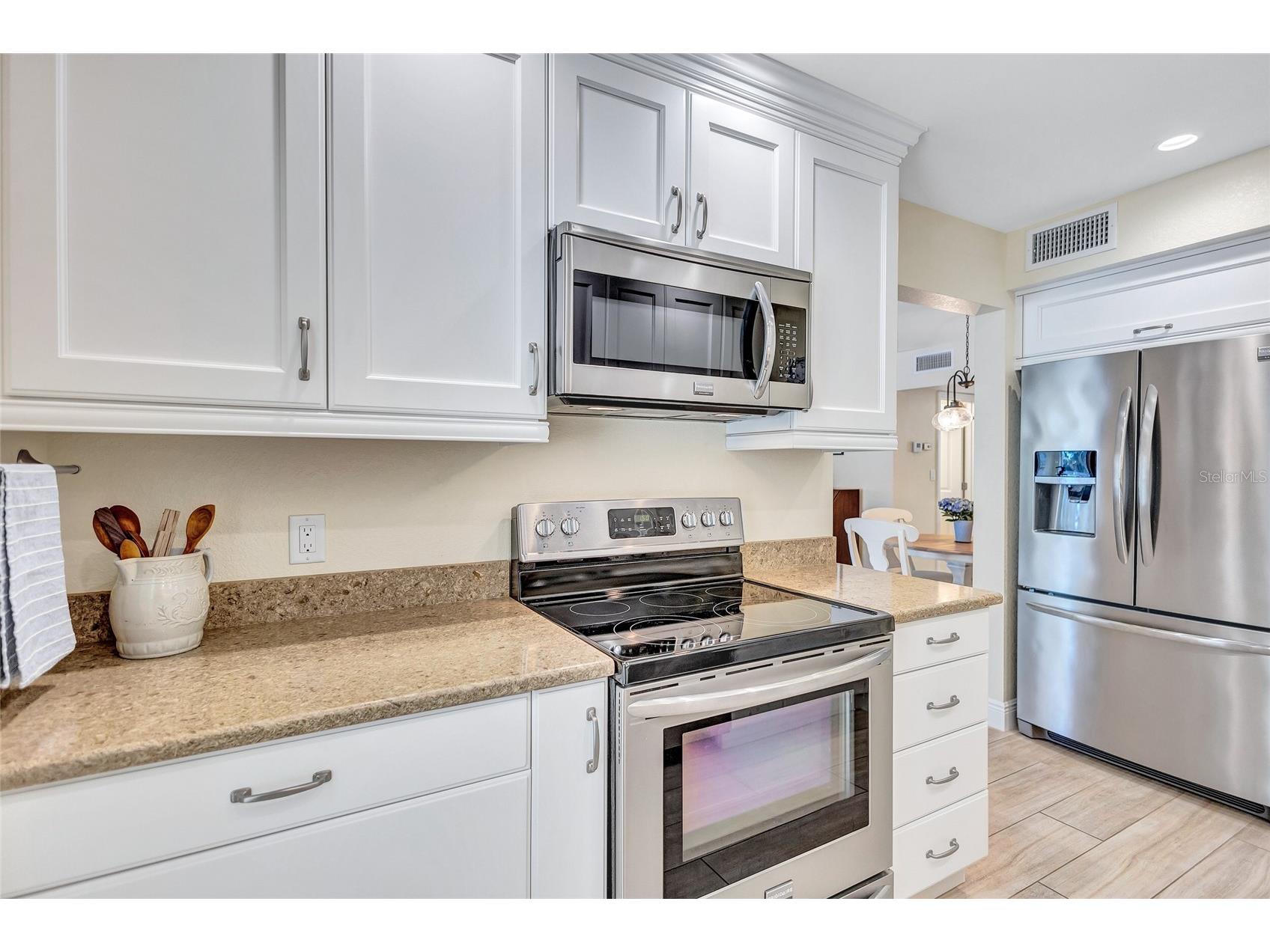 137 Avenida Messina #3 Sarasota FL 34242 A4680216 image5