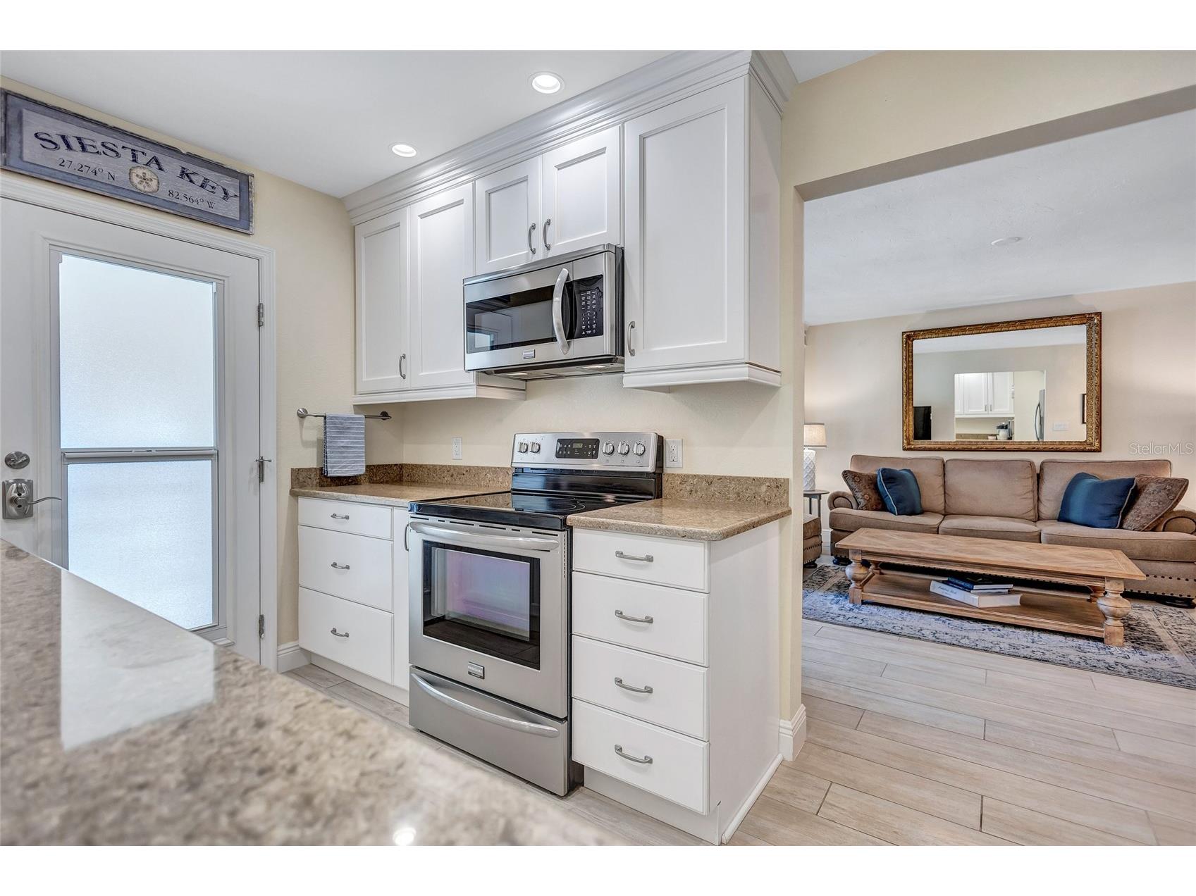 137 Avenida Messina #3 Sarasota FL 34242 A4680216 image7
