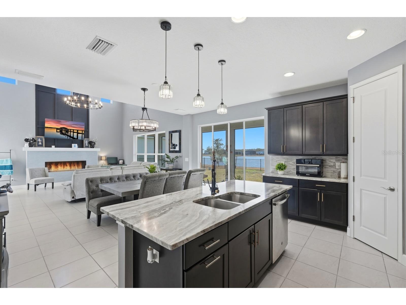 137 Azure Mist Way Daytona Beach FL 32124 V4947626 image13