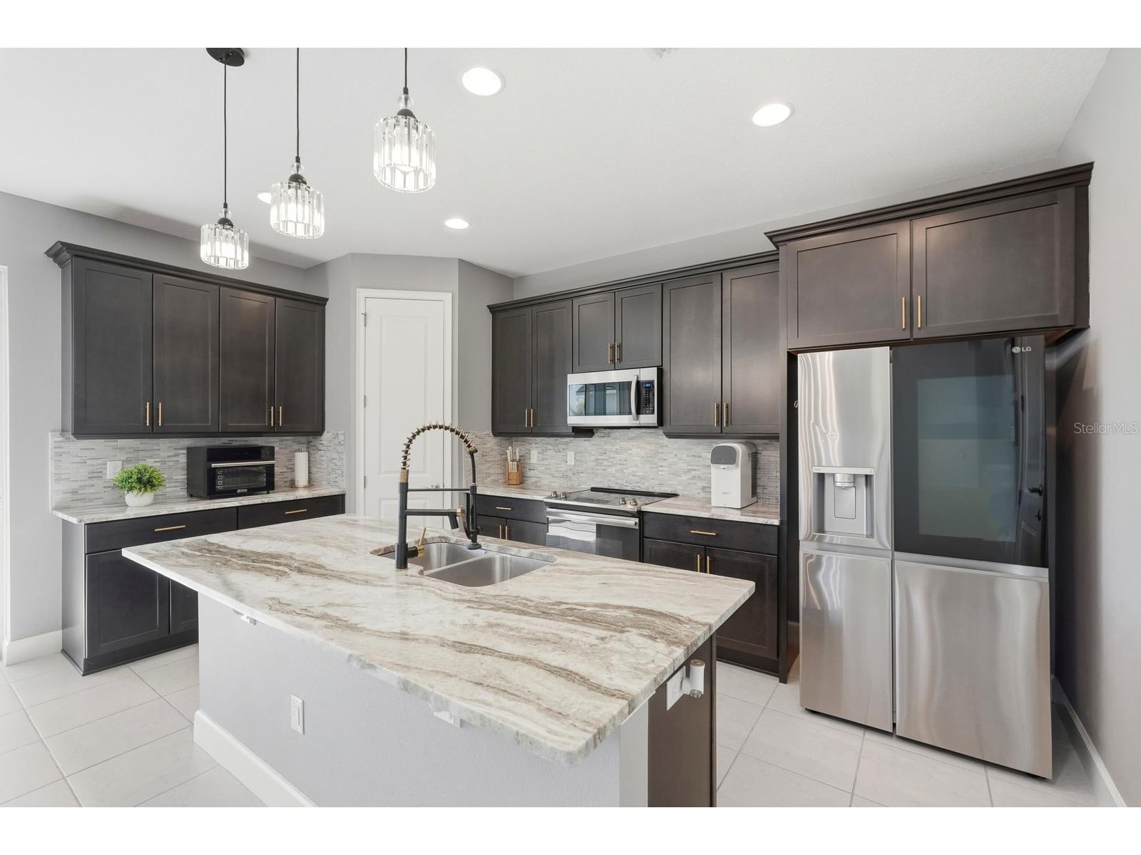 137 Azure Mist Way Daytona Beach FL 32124 V4947626 image14