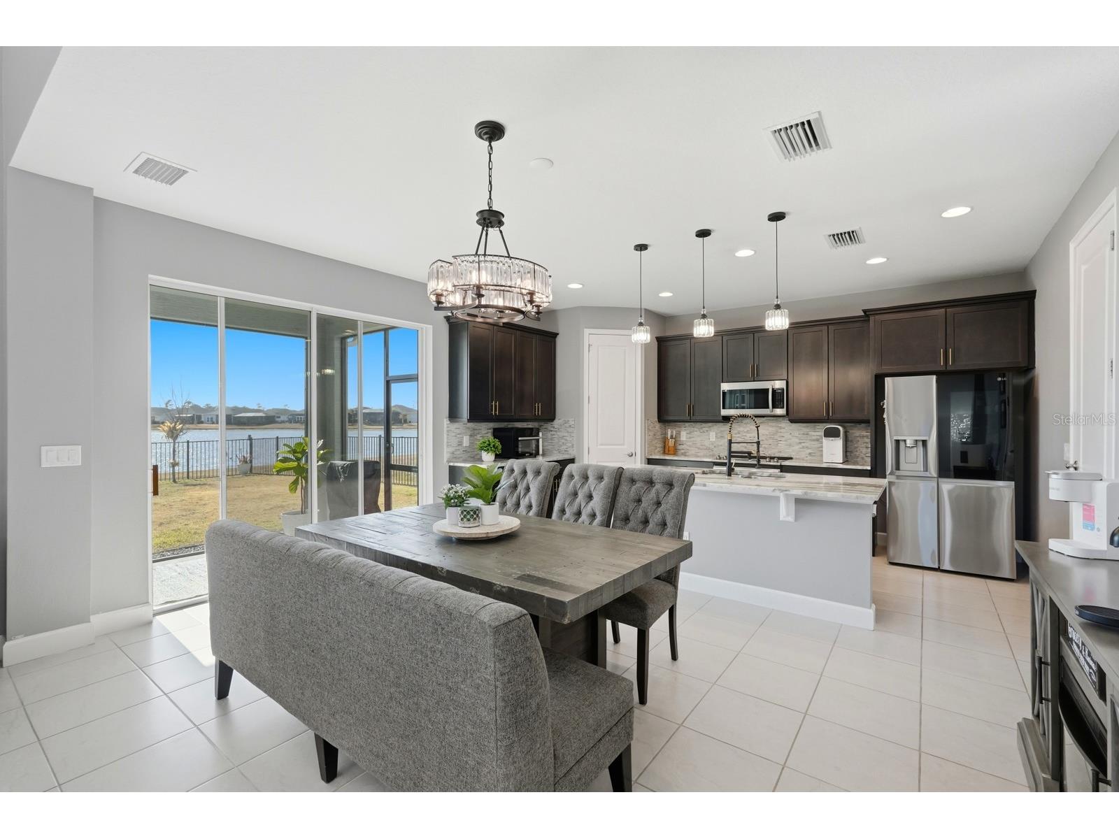 137 Azure Mist Way Daytona Beach FL 32124 V4947626 image16