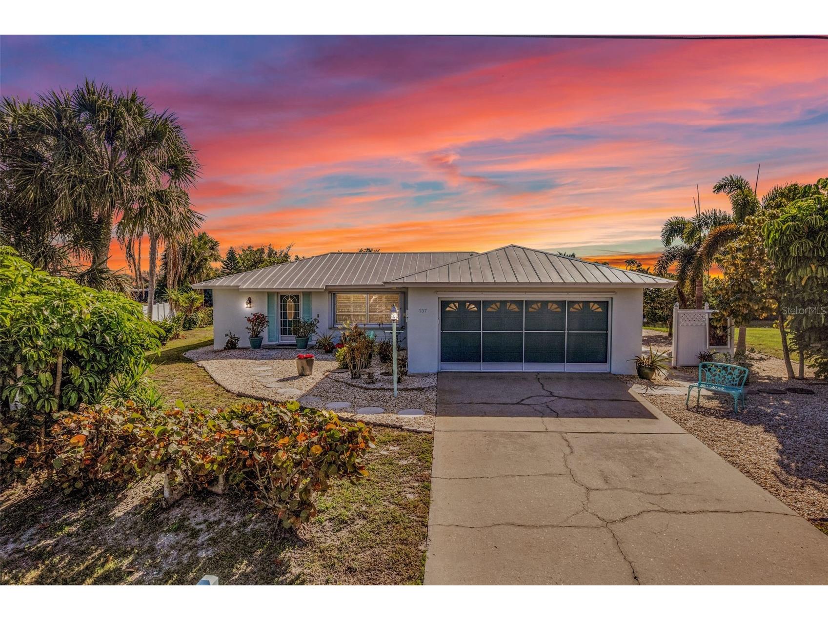 137 Bedford Drive NE Port Charlotte FL 33952 C7522923 image1
