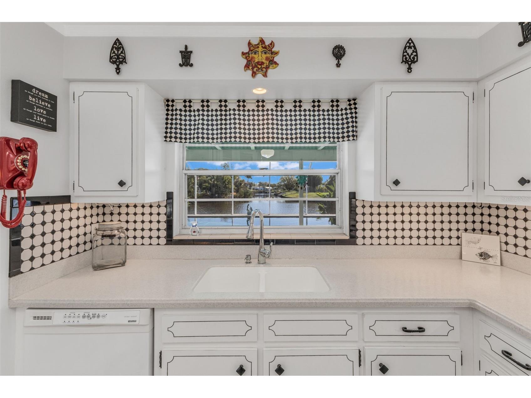 137 Bedford Drive NE Port Charlotte FL 33952 C7522923 image16