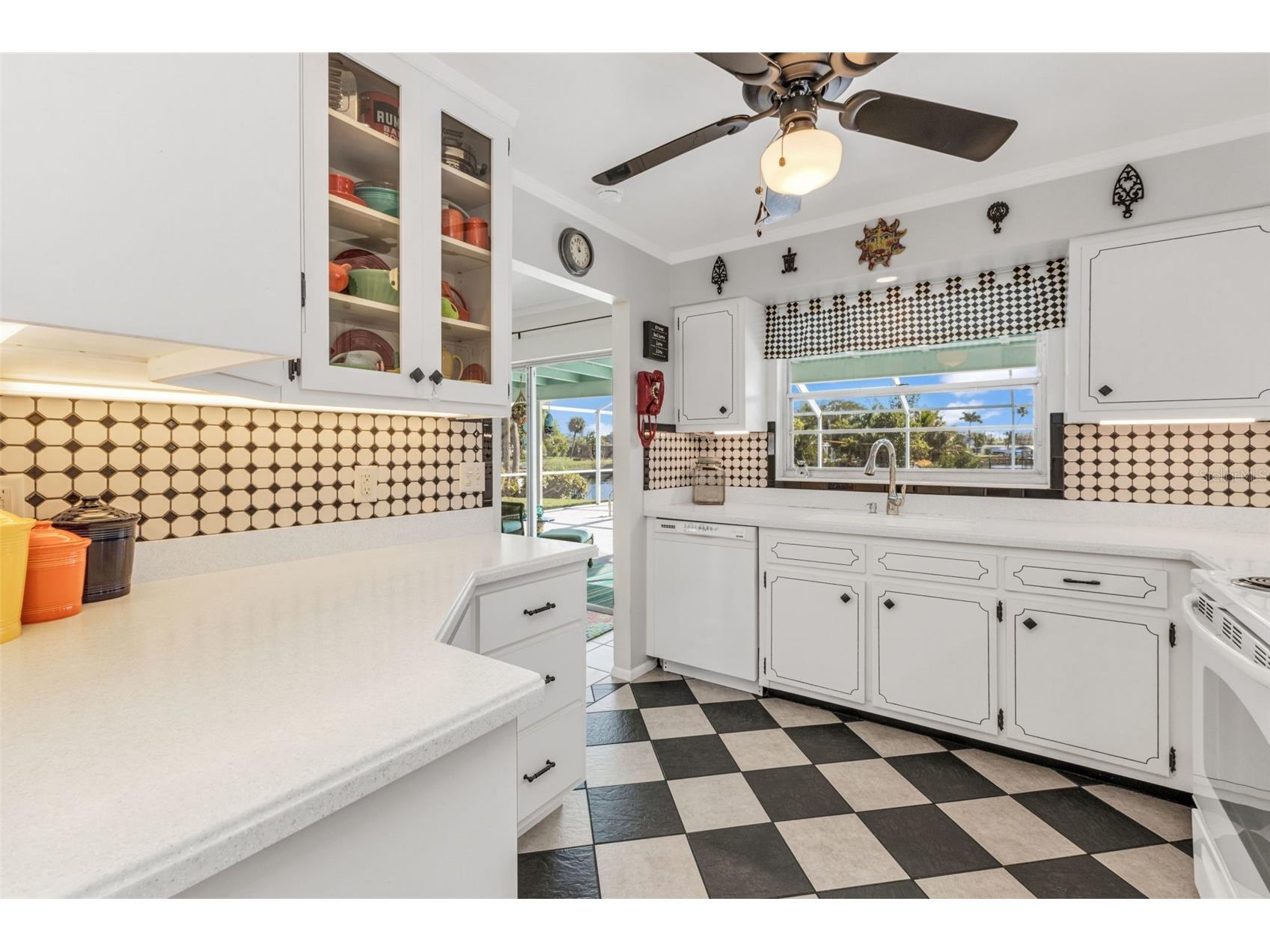137 Bedford Drive NE Port Charlotte FL 33952 C7522923 image20