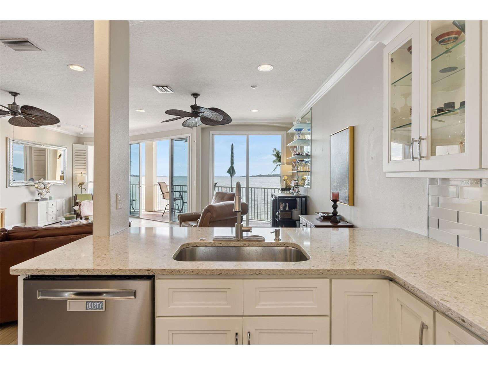 137 Brent Circle Oldsmar FL 34677 O6394251 image15