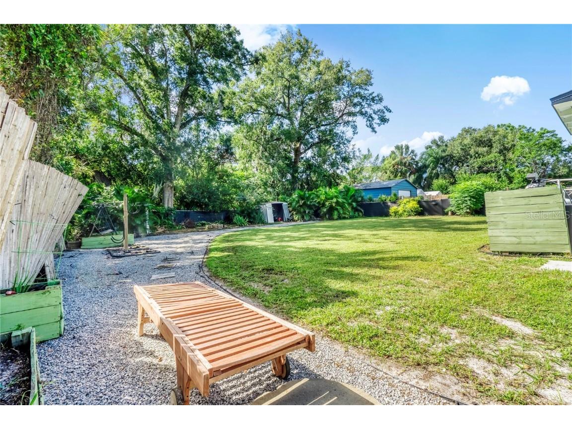 137 Caracas Road Debary FL 32713 V4945394 image12