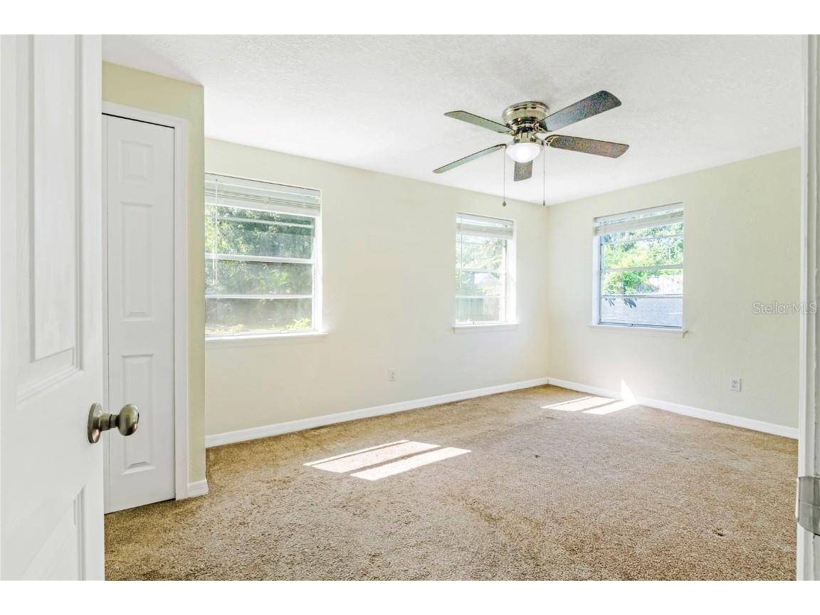 137 Caracas Road Debary FL 32713 V4945394 image16