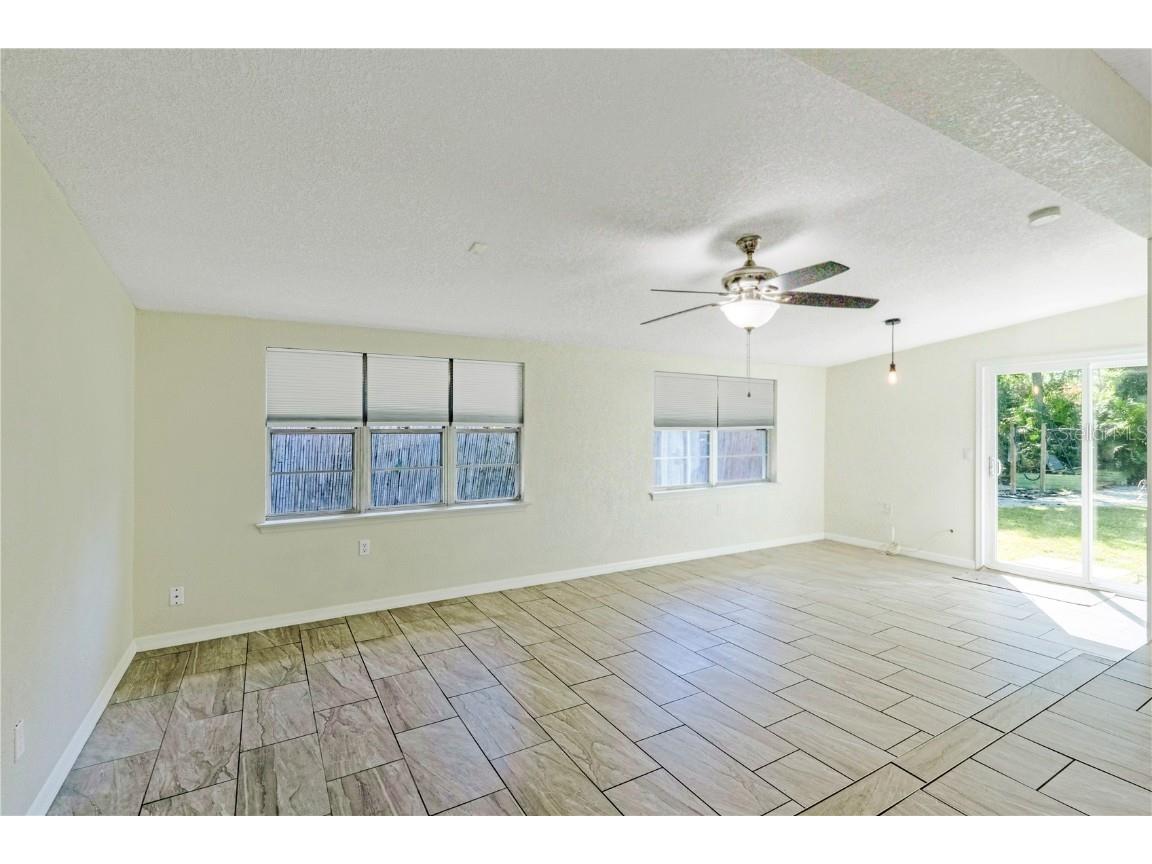 137 Caracas Road Debary FL 32713 V4945394 image6