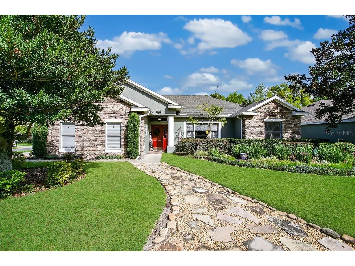 137 Crystal Oak Drive Deland FL 32720 V4935137 image1