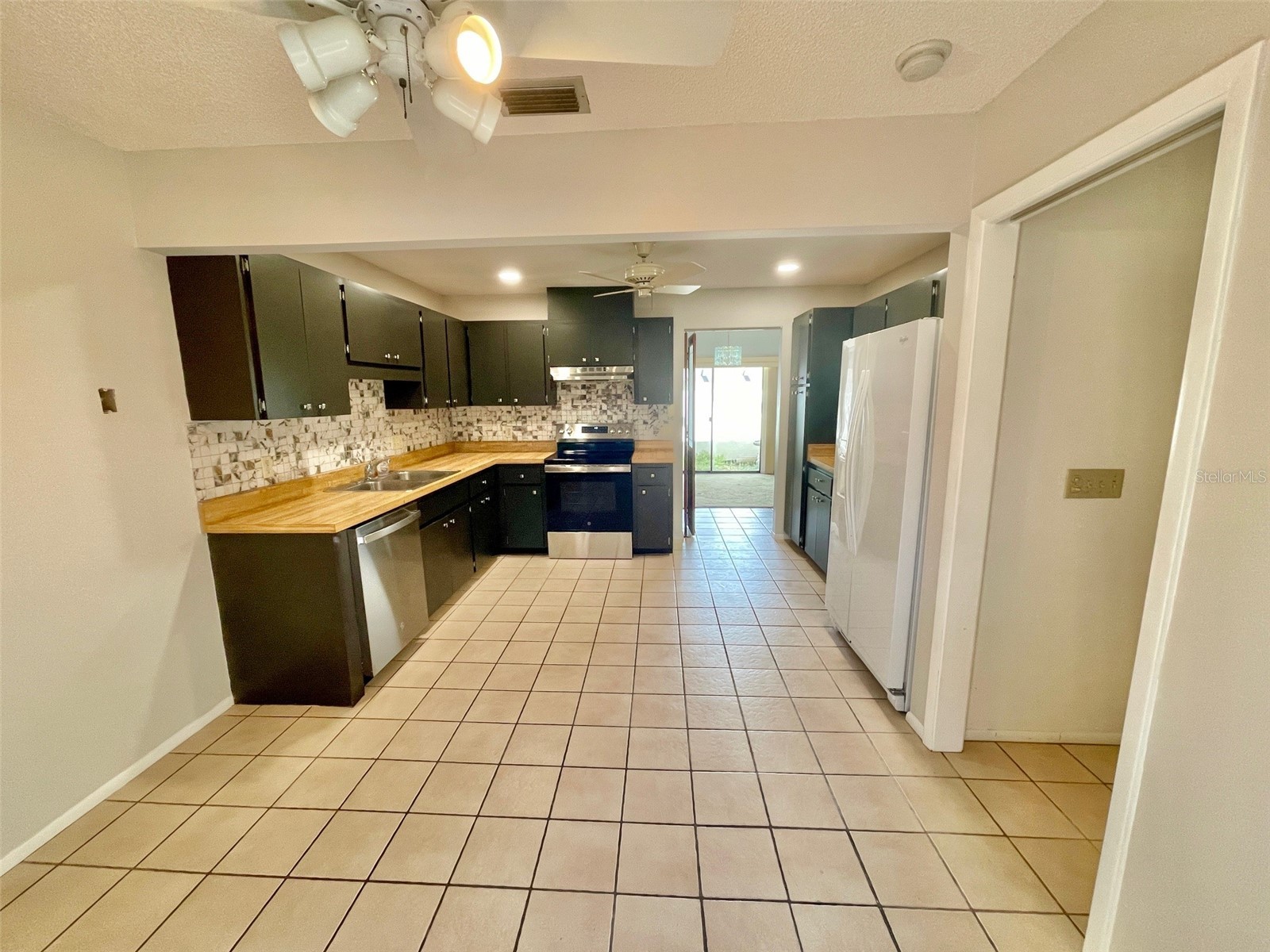 137 Drifting Sands Drive Venice FL 34293 A4687602 image21