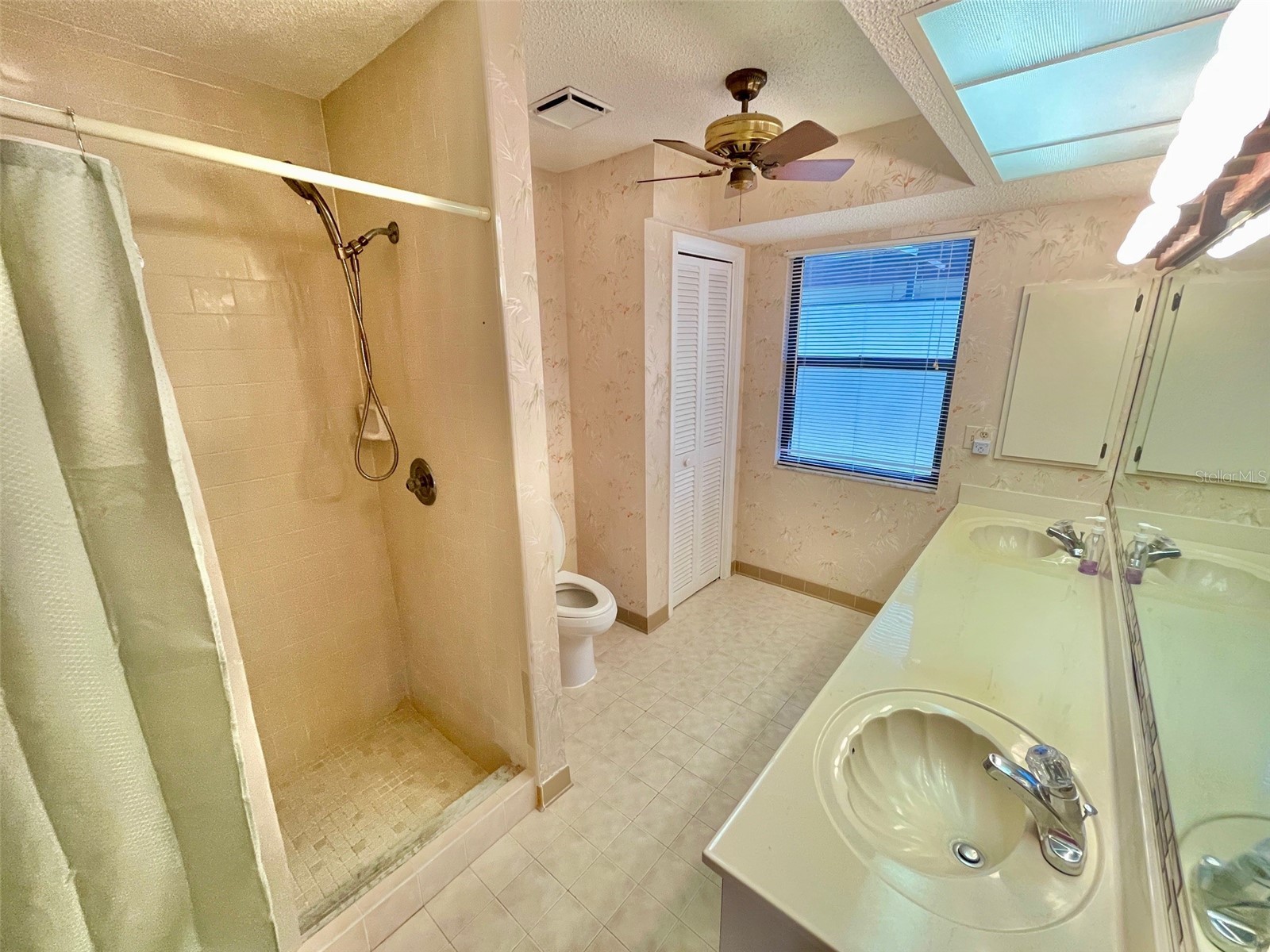 137 Drifting Sands Drive Venice FL 34293 A4687602 image28
