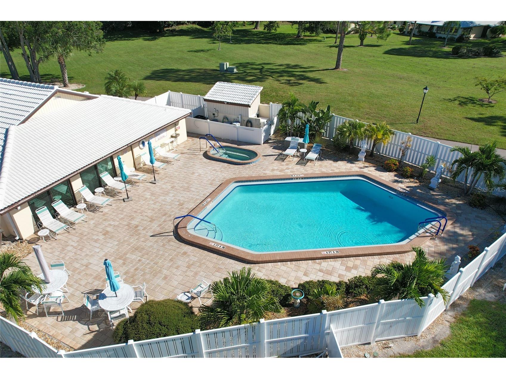 137 Drifting Sands Drive Venice FL 34293 A4687602 image38