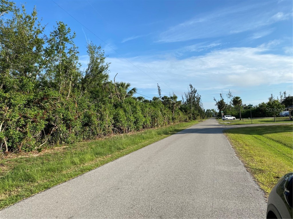 137 Glenholm Avenue Punta Gorda FL 33950 A4571418 image1