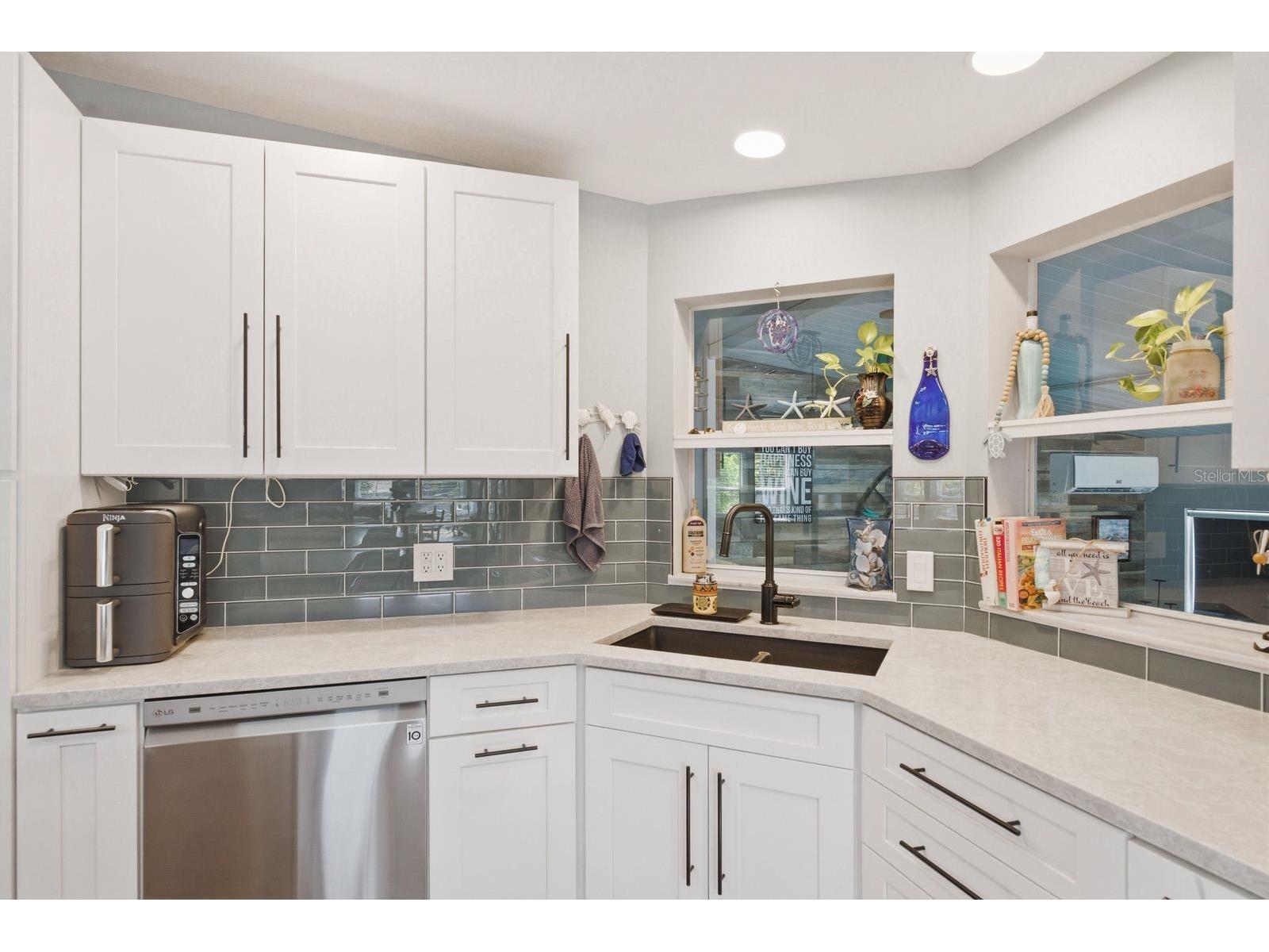 137 Lake Tarpon Drive #18 Palm Harbor FL 34684 TB8503825 image18