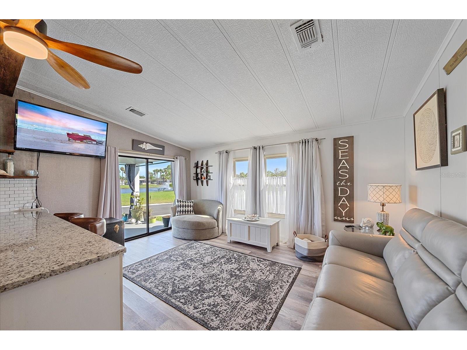 137 Lakeview Drive #137 Palmetto FL 34221 A4688370 image11