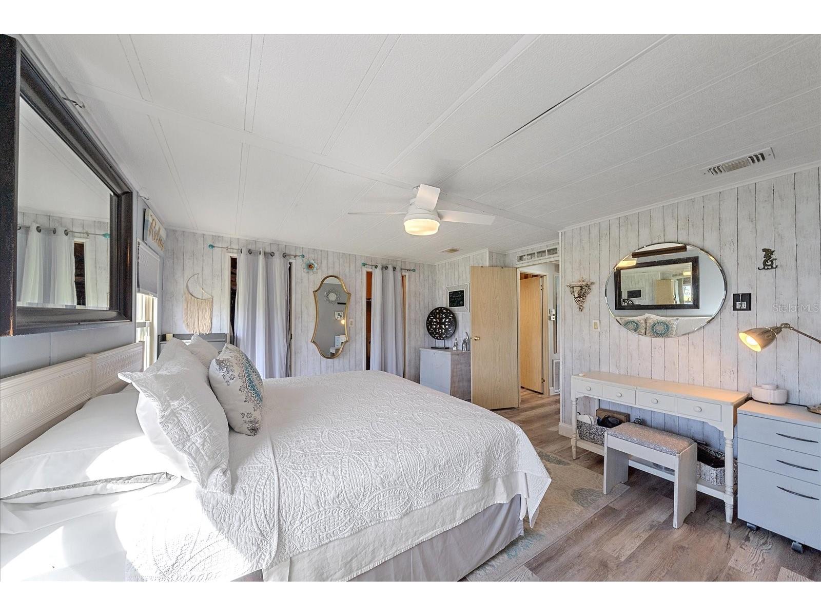 137 Lakeview Drive #137 Palmetto FL 34221 A4688370 image18