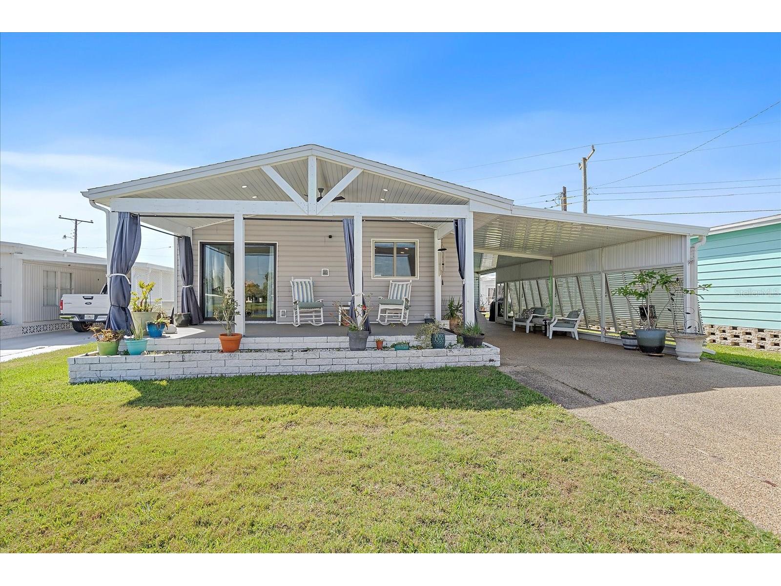 137 Lakeview Drive #137 Palmetto FL 34221 A4688370 image5
