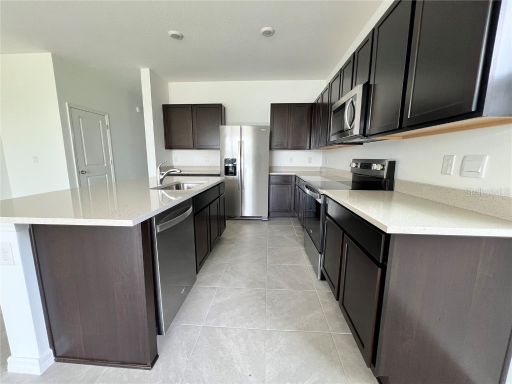 137 Mangrove Shade Circle Apollo Beach FL 33572 TB8423458 image5