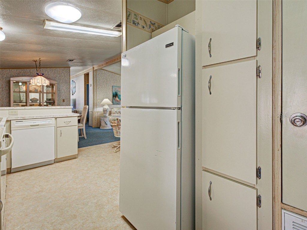 137 N Fiji Circle Englewood FL 34223 D6144901 image16