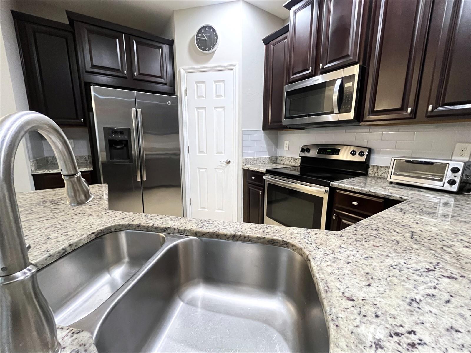 137 Navigation Circle Osprey FL 34229 A4699974 image9