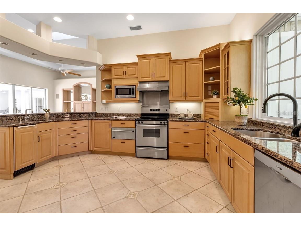 137 Osprey Point Drive Osprey FL 34229 A4669444 image28